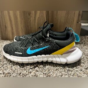 Nike Free mens sneakers size 12